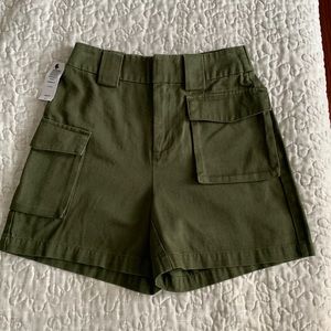 Aritzia Cargo 5” Short (olive green) - new